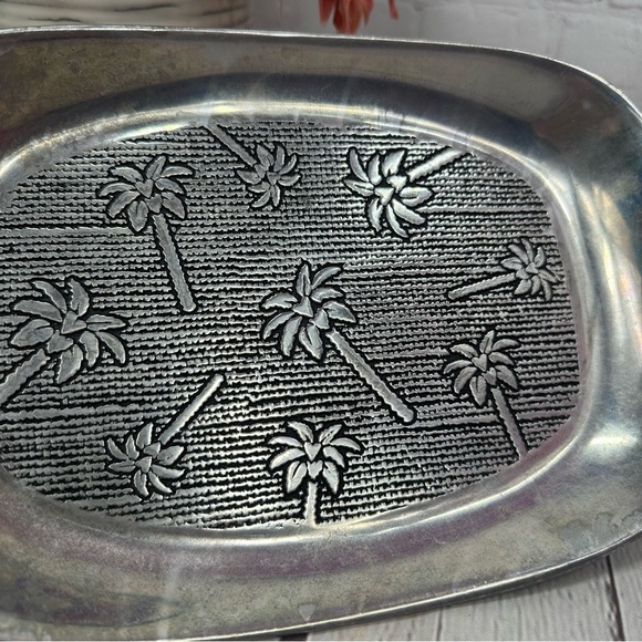 vintage Wilton Armetale Pewter Finish Palm Tree Bread Tray/Serving Plate - Picture 2 of 8